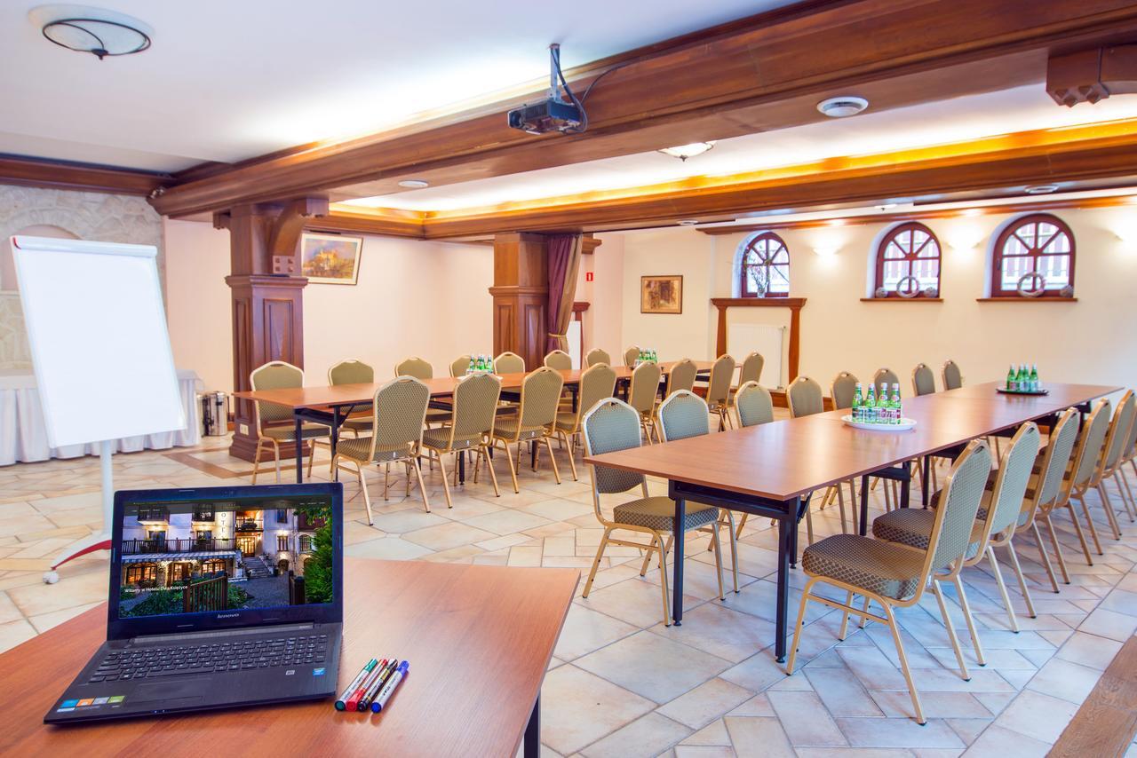 Hotel Dwa Ksiezyce Kazimierz Dolny Exterior foto